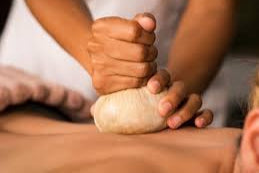 Massagem com Pindas - Swedanas